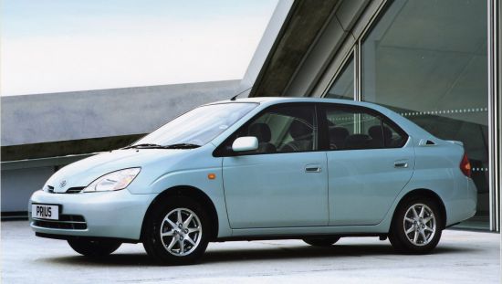 2000 Toyota prius review