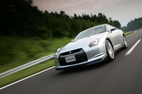 Nissan gt-r dimension #5