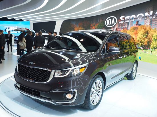 Kia sedona 2014 review