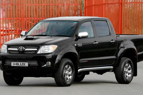 new toyota hilux invincible 200 #2