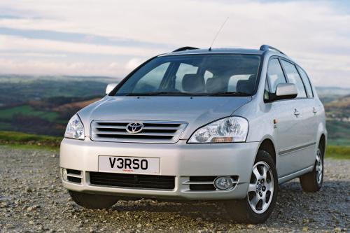 Toyota avensis verso 2002