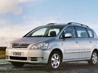 thumbnail image of 2002 Toyota Avensis Verso