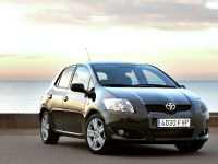 thumbnail image of 2006 Toyota Auris