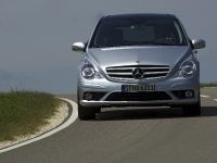 thumbnail image of 2007 Mercedes-Benz R 63 AMG