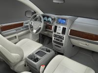 thumbnail image of 2009 Chrysler Town & Country 25th Anniversary Edition