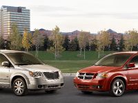 thumbnail image of 2009 Dodge Grand Caravan 25th Anniversary Edition