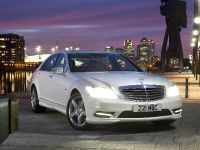 thumbnail image of 2009 Mercedes-Benz S-Class