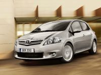 thumbnail image of 2010 Toyota Auris
