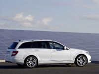 thumbnail image of 2011 Mercedes-Benz C-Class Estate