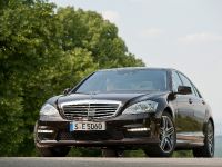 thumbnail image of 2011 Mercedes-Benz S 63 AMG