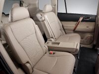 thumbnail image of 2011 Toyota Highlander