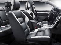 thumbnail image of 2011 Volvo V70 R-DESIGN
