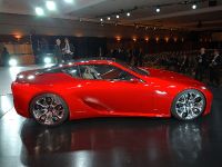 thumbnail image of 2012 Lexus LF-LC Concept Detroit 2012