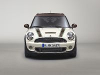 thumbnail image of 2012 MINI Clubman Hyde Park