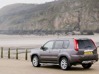 thumbnail image of 2012 Nissan X-TRAIL Platinum edition