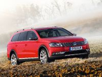 thumbnail image of 2012 Volkswagen Passat Alltrack UK