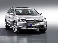 thumbnail image of 2012 Volkswagen Passat Alltrack