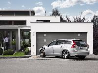 thumbnail image of 2012 Volvo V60 Plug-in Hybrid