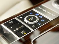 thumbnail image of 2013 Range Rover UK
