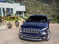 thumbnail image of 2014 Jeep Cherokee
