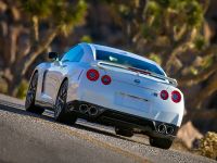 thumbnail image of 2014 Nissan GT-R