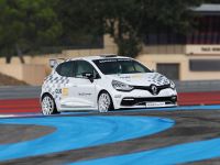 thumbnail image of 2014 Renault Clio Cup