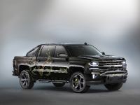 thumbnail image of 2015 Chevrolet Silverado Realtree Bone Collector Concept