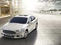 thumbnail image of 2015 Ford Mondeo Hybrid
