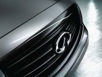 thumbnail image of 2015 Infiniti QX70S Design