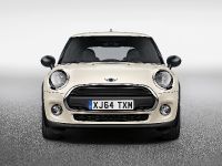 thumbnail image of 2015 MINI One First 5 door