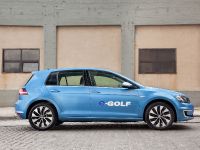 thumbnail image of 2015 Volkswagen e-Golf