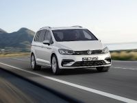thumbnail image of 2015 Volkswagen Touran