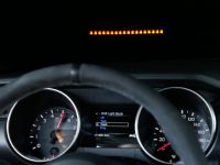 thumbnail image of 2016 Ford Mustang Shelby GT350 shift light indicator