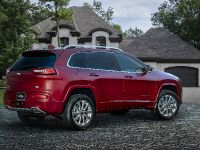 thumbnail image of 2016 Jeep Cherokee Overland