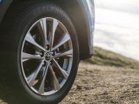 thumbnail image of 2016 Toyota RAV4 Hybrid
