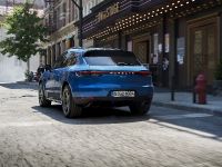 thumbnail image of 2019 Porsche Macan SUV