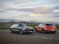 thumbnail image of 2020 Porsche Cayenne Coupe