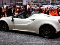 thumbnail image of Alfa Romeo 4C Spider Geneva 2014