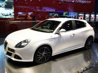 thumbnail image of Alfa Romeo Giulietta Geneva 2010