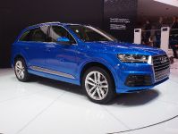 thumbnail image of Audi Q7 Detroit 2015