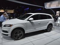 thumbnail image of Audi Q7 Los Angeles 2012