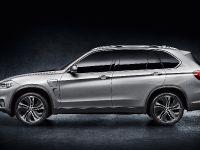 thumbnail image of BMW X5 eDrive Concept