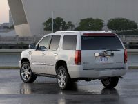 thumbnail image of Cadillac Escalade Adds Flexfuel