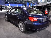 thumbnail image of Chrysler 200 Los Angeles 2010
