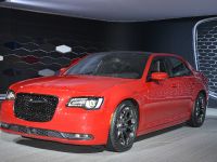 thumbnail image of Chrysler 300 Los Angeles 2014
