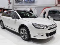 thumbnail image of Citroen C5 Cross Tourer Geneva 2014