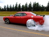 thumbnail image of Dodge Challenger SRT10 Concept