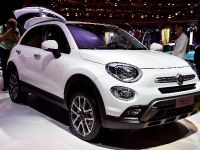 thumbnail image of Fiat 500X Paris 2014