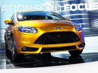 thumbnail image of Ford Focus ST Paris 2010