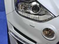 thumbnail image of Ford S-MAX Paris 2012